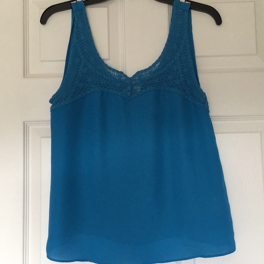 Lauren Conrad Lace tank top